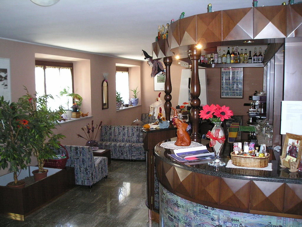 Mont Gele Hotel Ollomont Ngoại thất bức ảnh