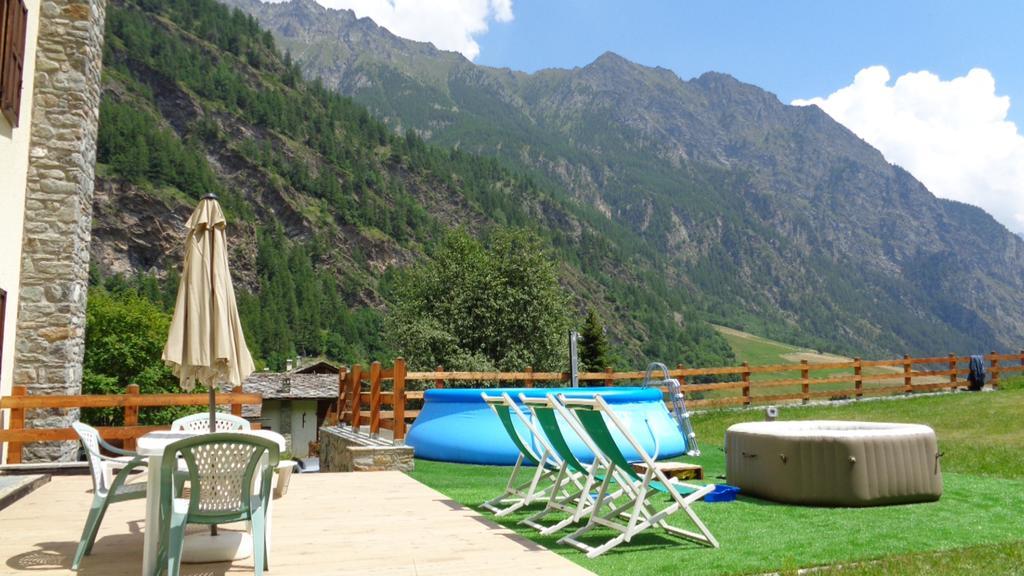 Mont Gele Hotel Ollomont Ngoại thất bức ảnh